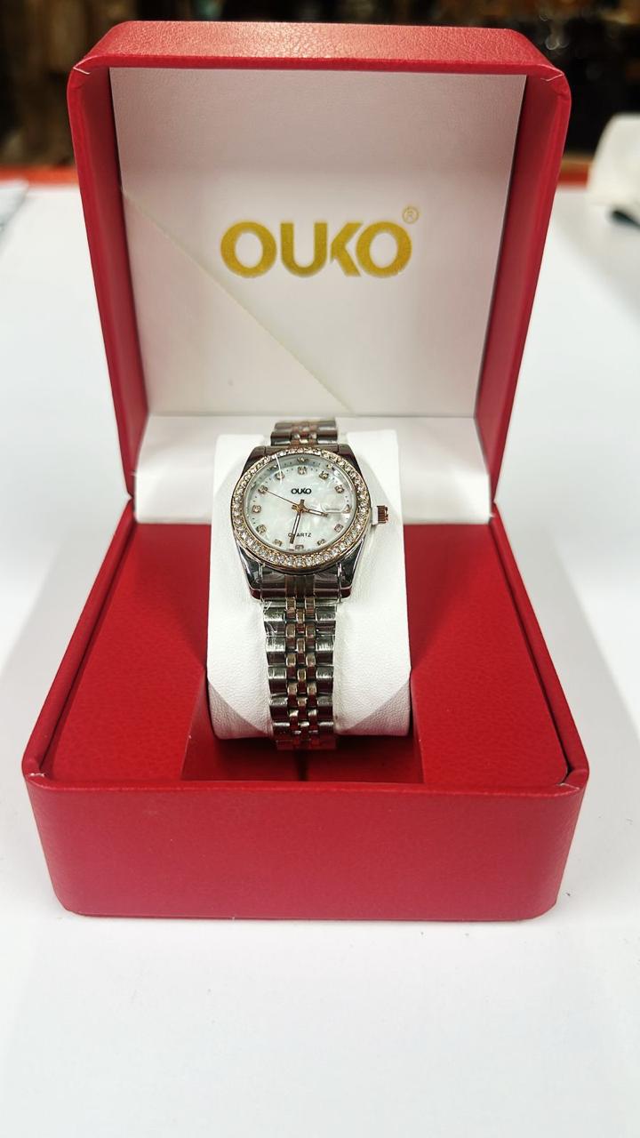 OUKO® - Reloj Delicado y Elegante para Dama