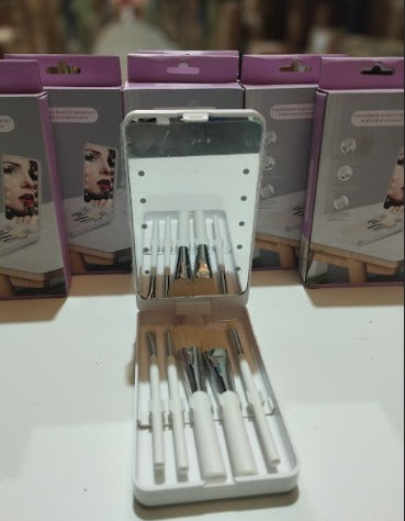 Espejo LED Plegable con Brochas de Maquillaje Portátil.
